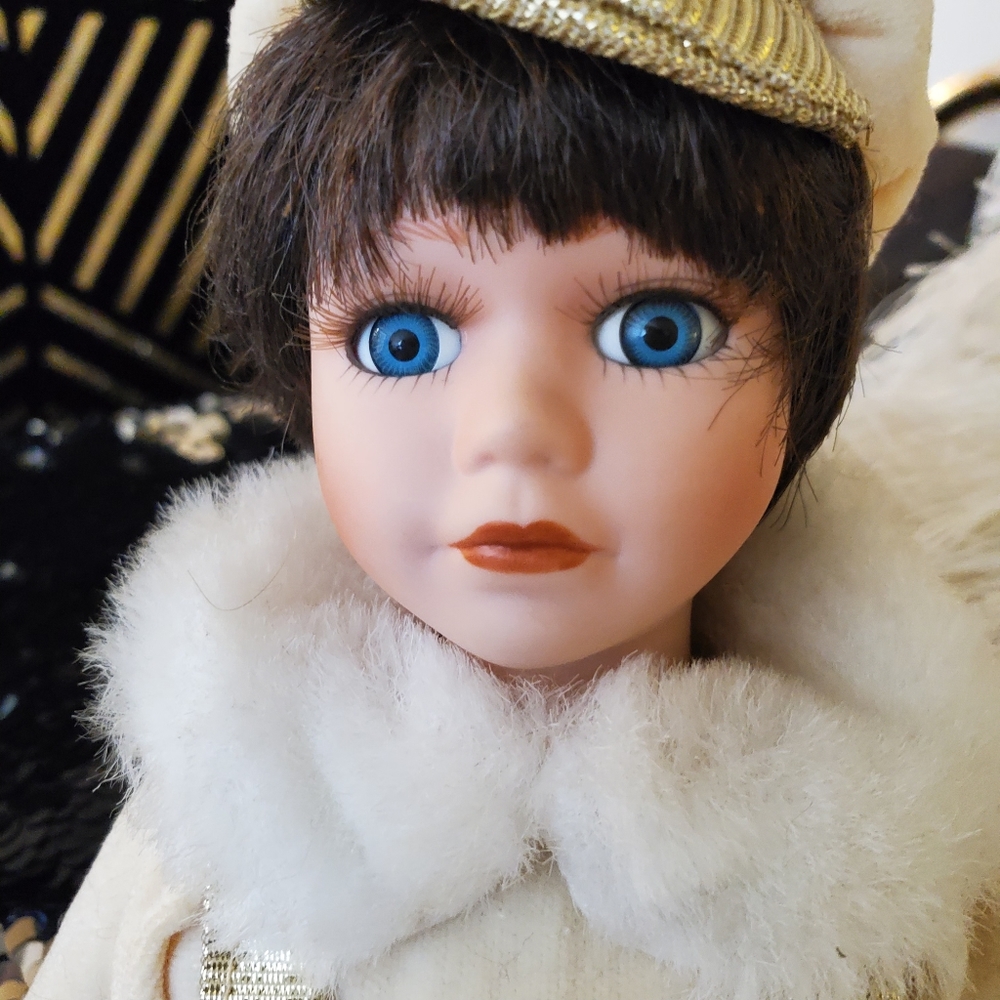 Vintage Porcelain boy doll - Picture 2 of 8